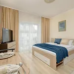 Trzy Korony Blisko Plazy By Renters 公寓 斯维诺乌伊希切