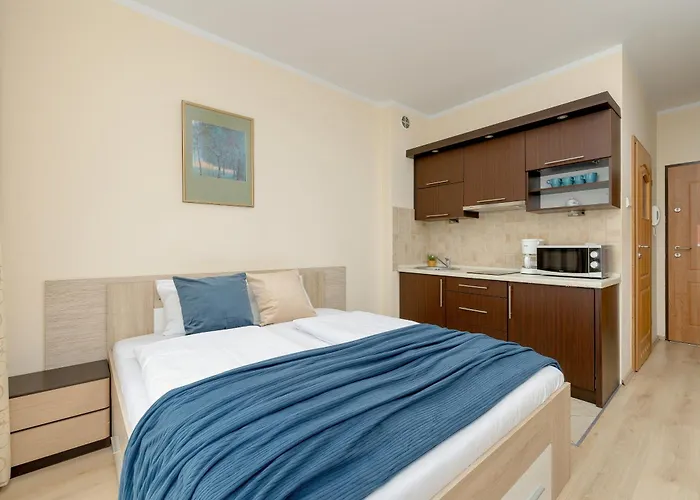 Trzy Korony Blisko Plazy By Renters Apartman *