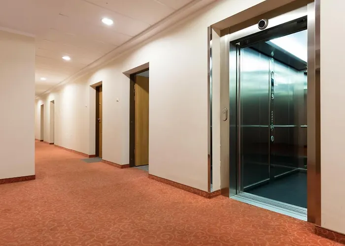 Trzy Korony Blisko Plazy By Renters Appartement *